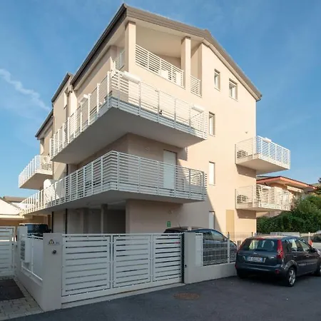 Finisterrae 4 - Immobiliare Living Apartment Lido di Jesolo